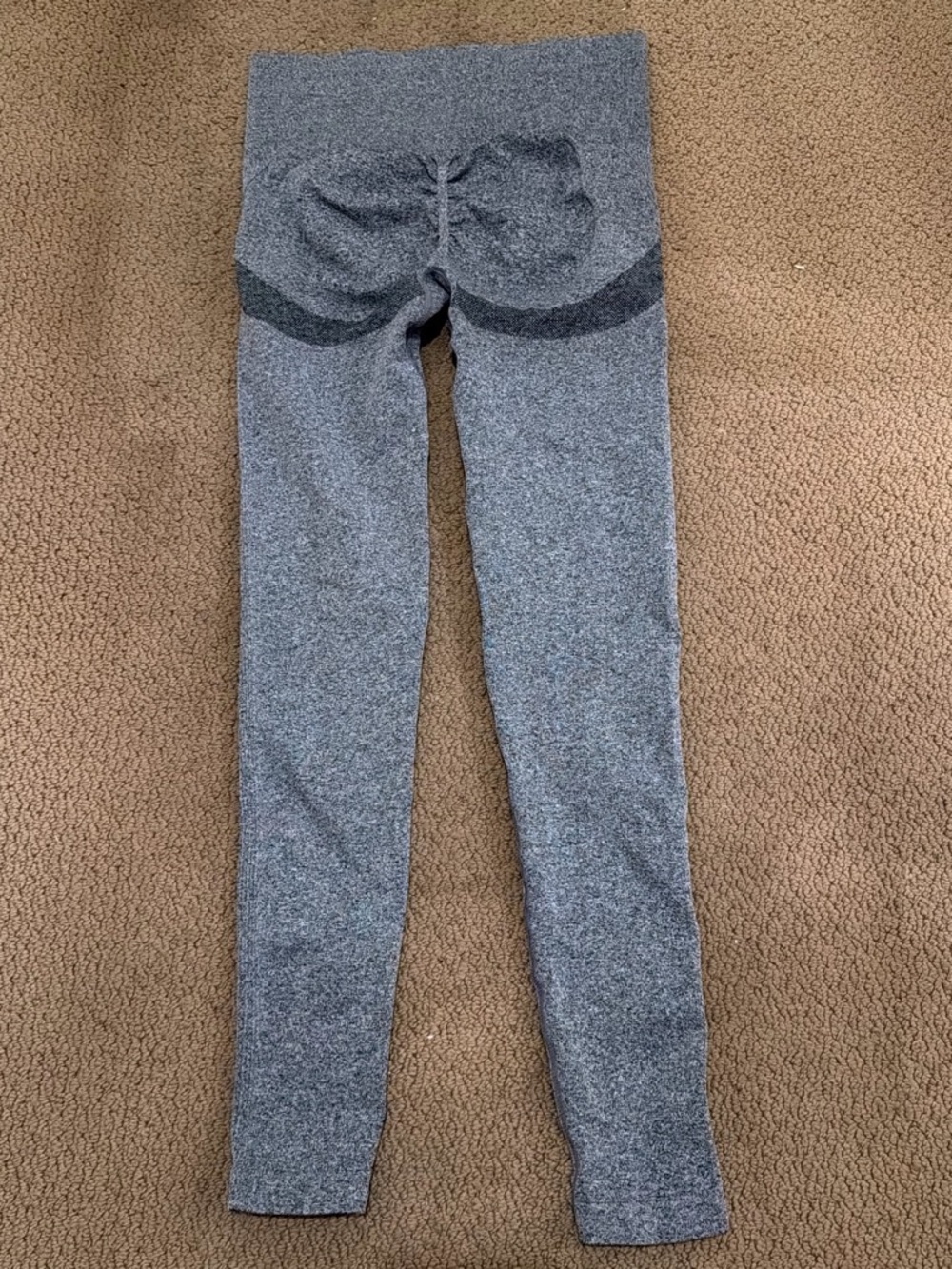 Woman Gray Seamless Leggings - Stretchy Comfort